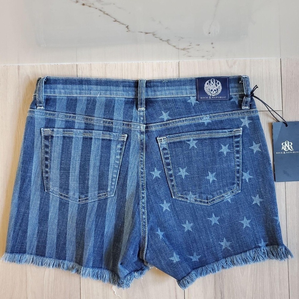 Rock & Republic Lolita Shorts Womens 10 Stars Stripes USA Flag Fringe Summer - Picture 2 of 8